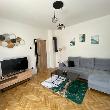 Panda Apartman Frydstejn Apartment Exterior photo